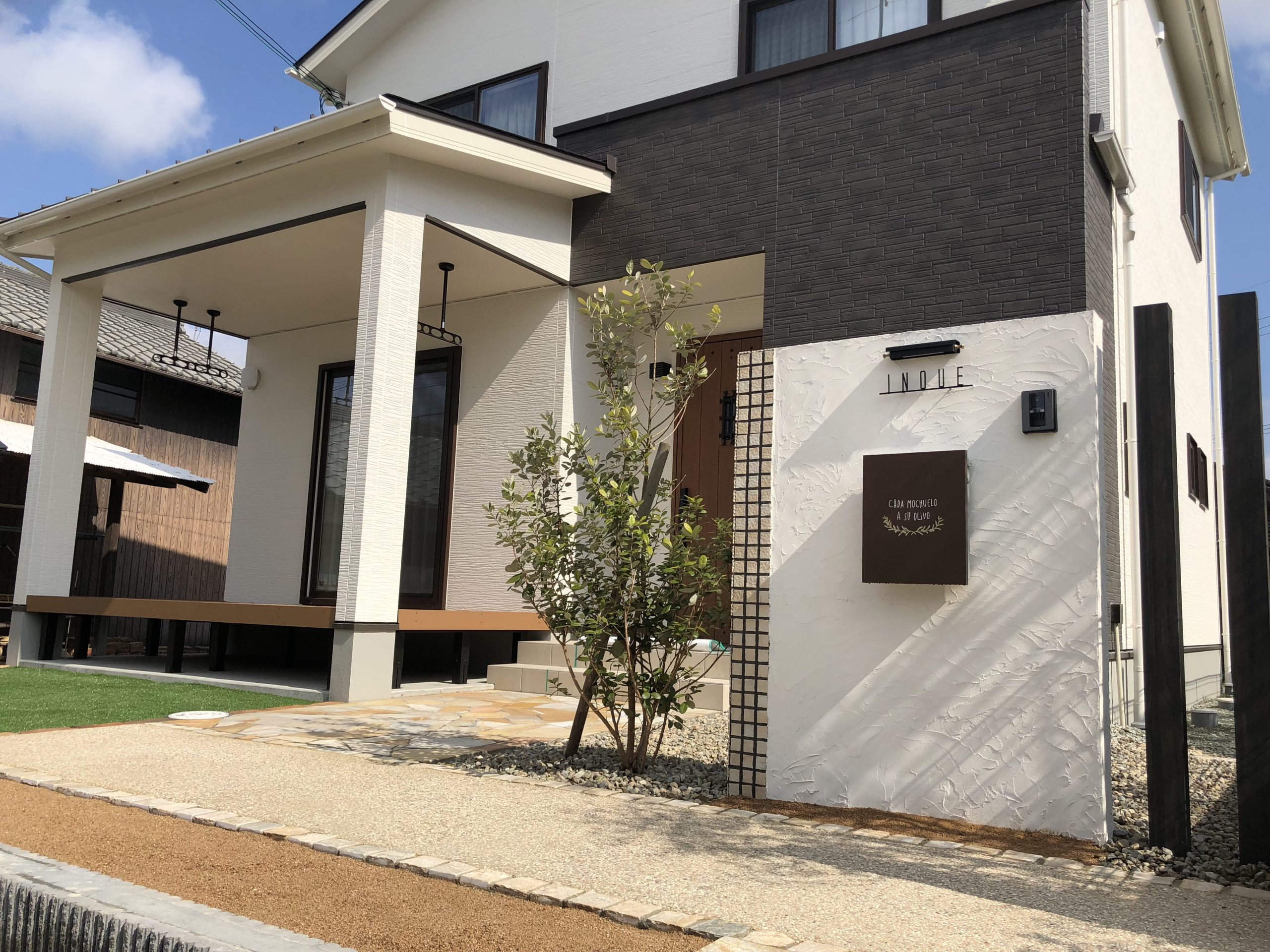 小野市の新築外構 シンプルなデザインで家との調和が取れた外構 ガーデンリンク 小野市の新築外構 シンプルなデザインで家との調和が取れた外構 ガーデンリンク